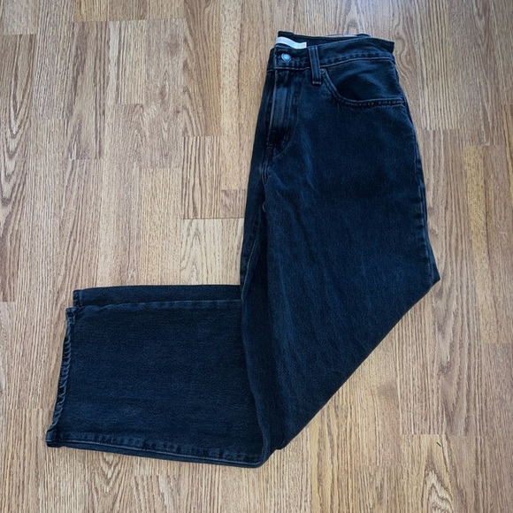 Levi’s Jeans - Picture 1 of 4